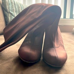 Charles David women’s knee-high brown boots